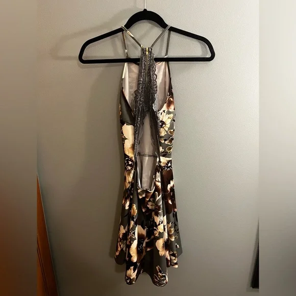 Dress from a’gaci - Picture 4 of 4